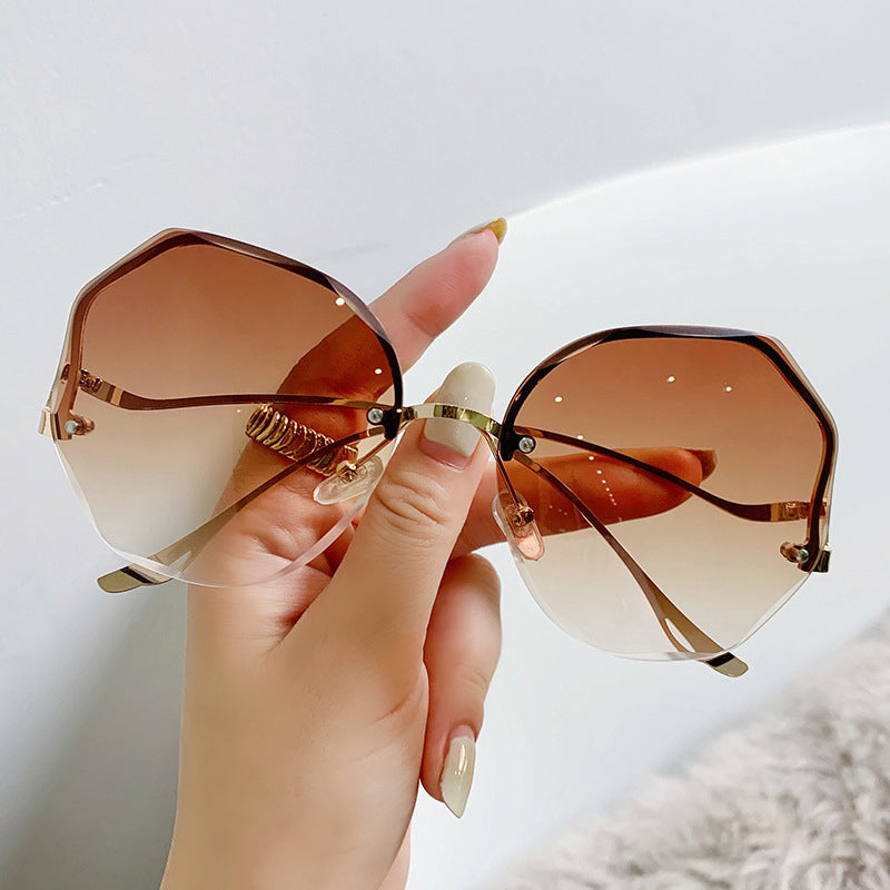 Fashion Vintage UV400 Ladies Oversized Square Sunglasses