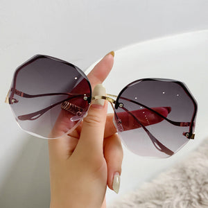 Fashion Vintage UV400 Ladies Oversized Square Sunglasses